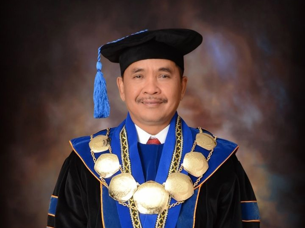 ketua yayasan